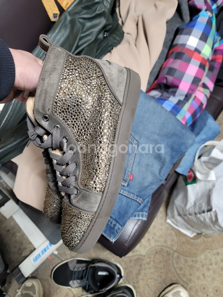 루브탱 스왈로브스키 275--3