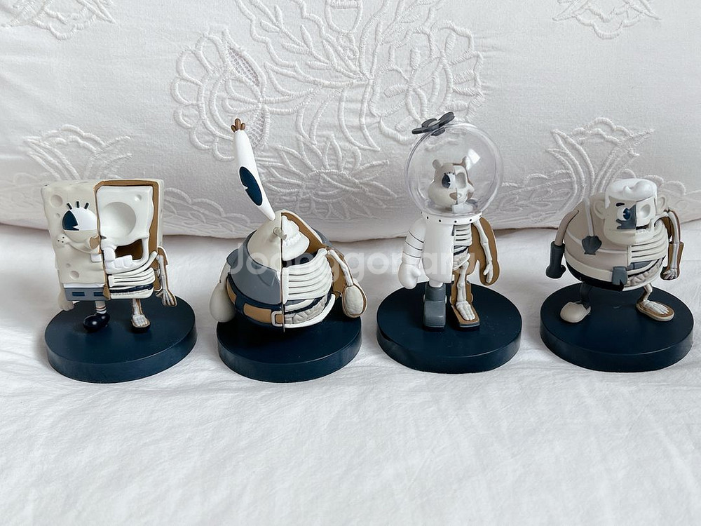 스폰지밥 피규어 & 원피스 피규어--0