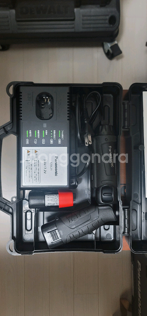 파나소닉 EZ7421 7.2V 전동드라이버 판매합니다--0