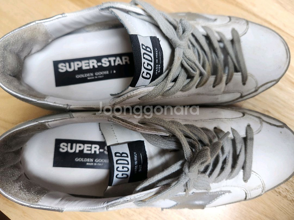 골든구스 슈퍼스타 스니커즈--1