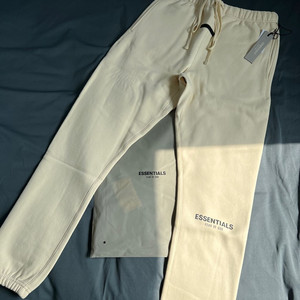 에센셜 스웻팬츠 크림 M 셋업 하의 바지 피오갓 조거