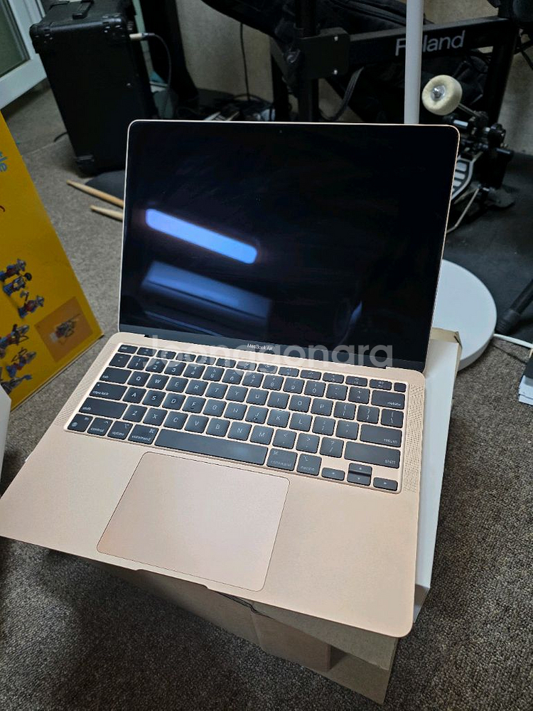 MacBook Air M1 골드 512gb 16g 풀박--11