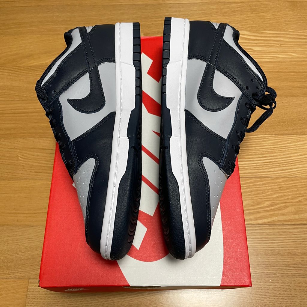 나이키 덩크 로우 챔피언쉽 그레이 275 사이즈 돌고래