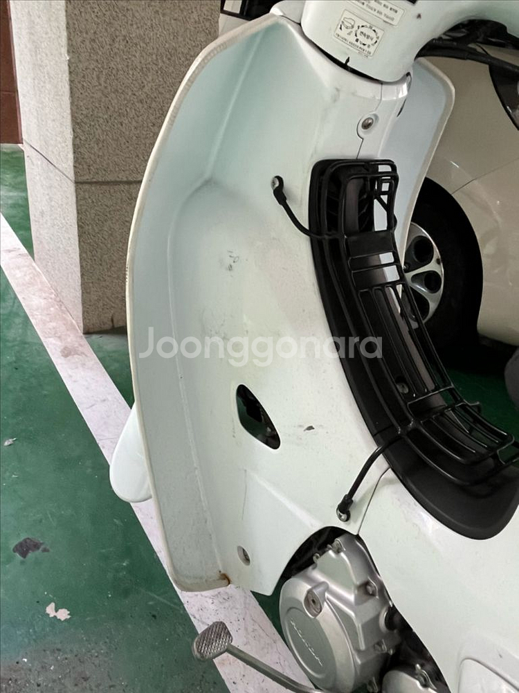 23년식 슈퍼커브 판매합니다.(흰색)/풀옵션--4