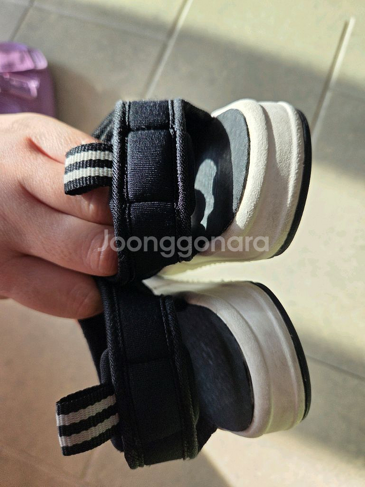 뉴발란스 키즈 샌들 140 2개--8