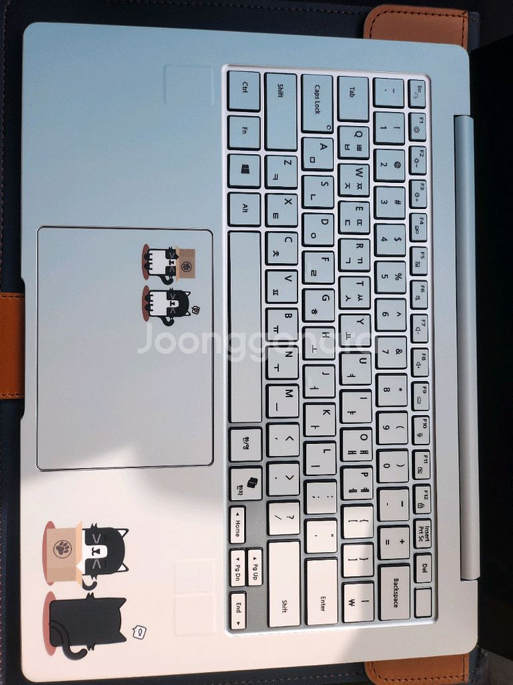 갤럭시북5 프로 NT940XHA-KK72S (258v--1