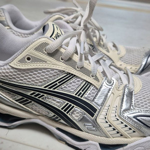 젤카야노14 화이트 미드나잇 265mm