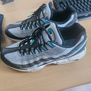 나이키 에어맥스95 285mm