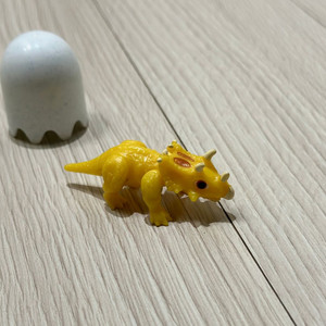 타이니소어 펜타 공룡메카드 펜타케라