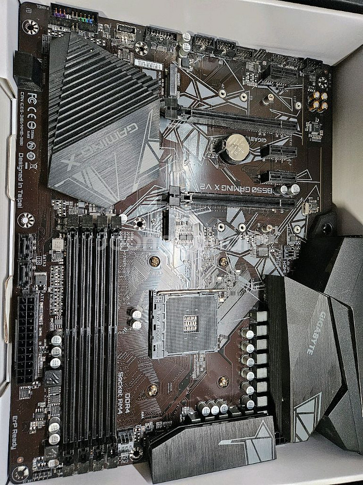 기가바이트 B550 Gaming X V2 메인보드 팜--1