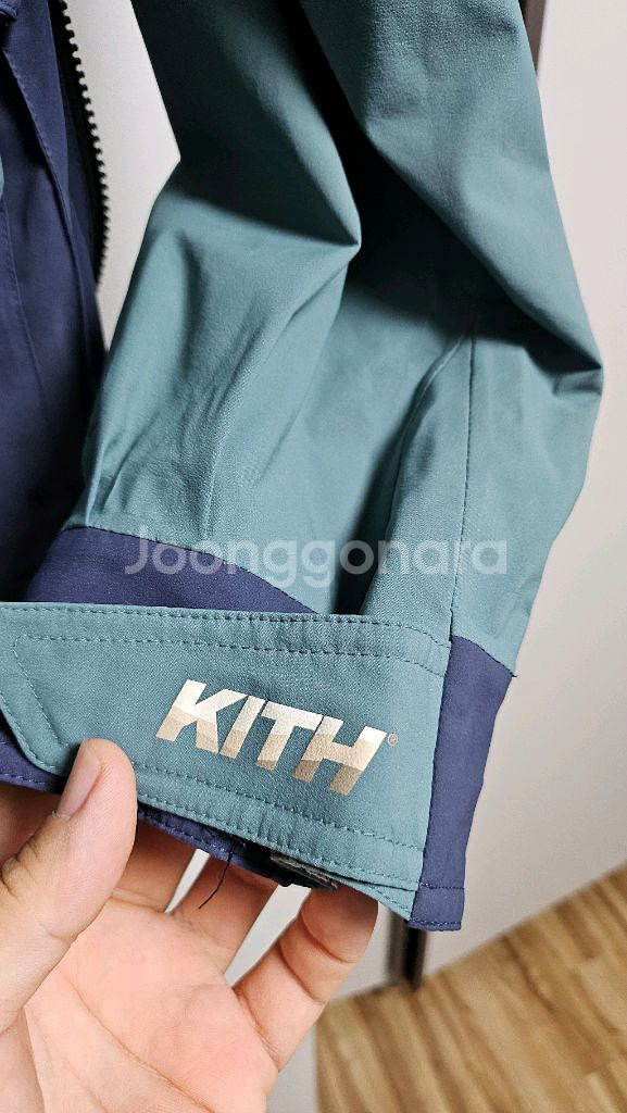 콜롬비아 KITH 콜라보 바람막이 자켓 M--2