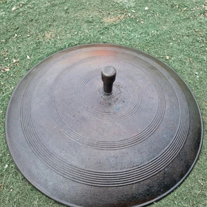 가마솥 무쇠 솥뚜껑 불판 60cm 팝니다