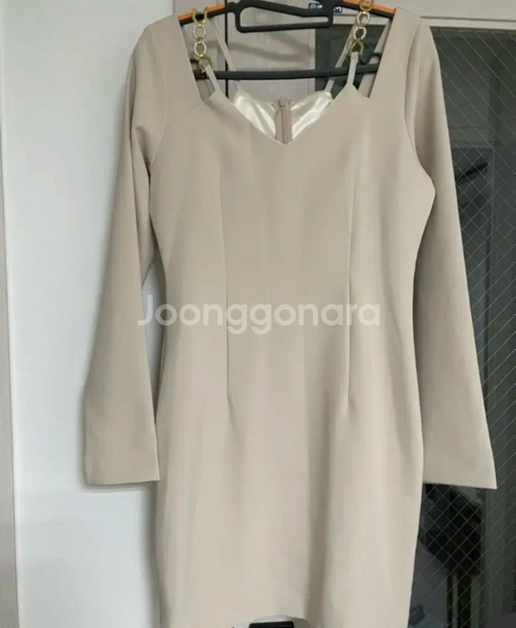 아이보리 체인 원피스 정장원피스--0