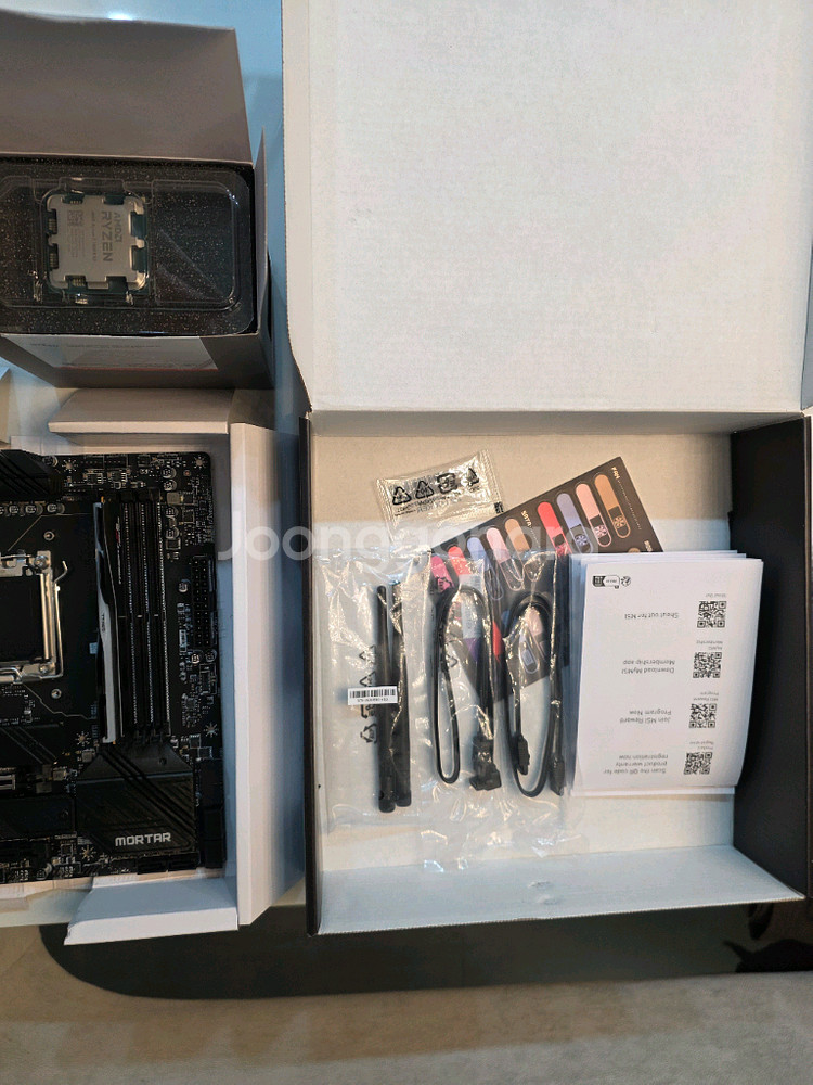 라이젠7 7800x3d + MSI MAG B650M 박--1