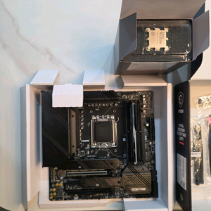 라이젠7 7800x3d + MSI MAG B650M 박