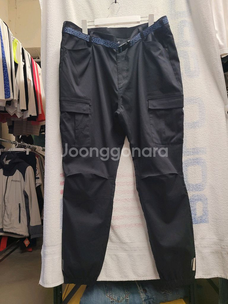 아디다스 카고 조거팬츠 남성 US. XL 42--0