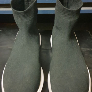 스피드러너 삭스 스니커즈 블랙 (270)