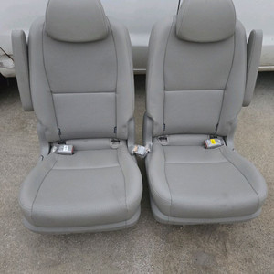 올뉴,더뉴 카니발 9인승 3열시트 팝니다