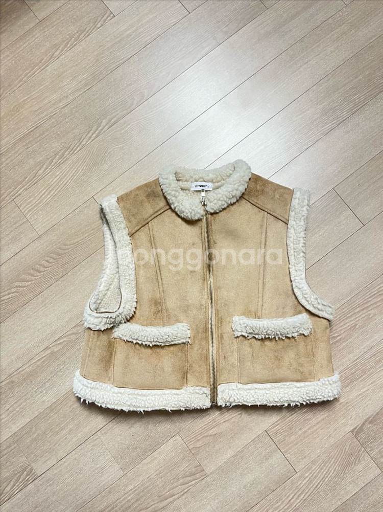 엘리몰리 무스탕조끼 13호--0