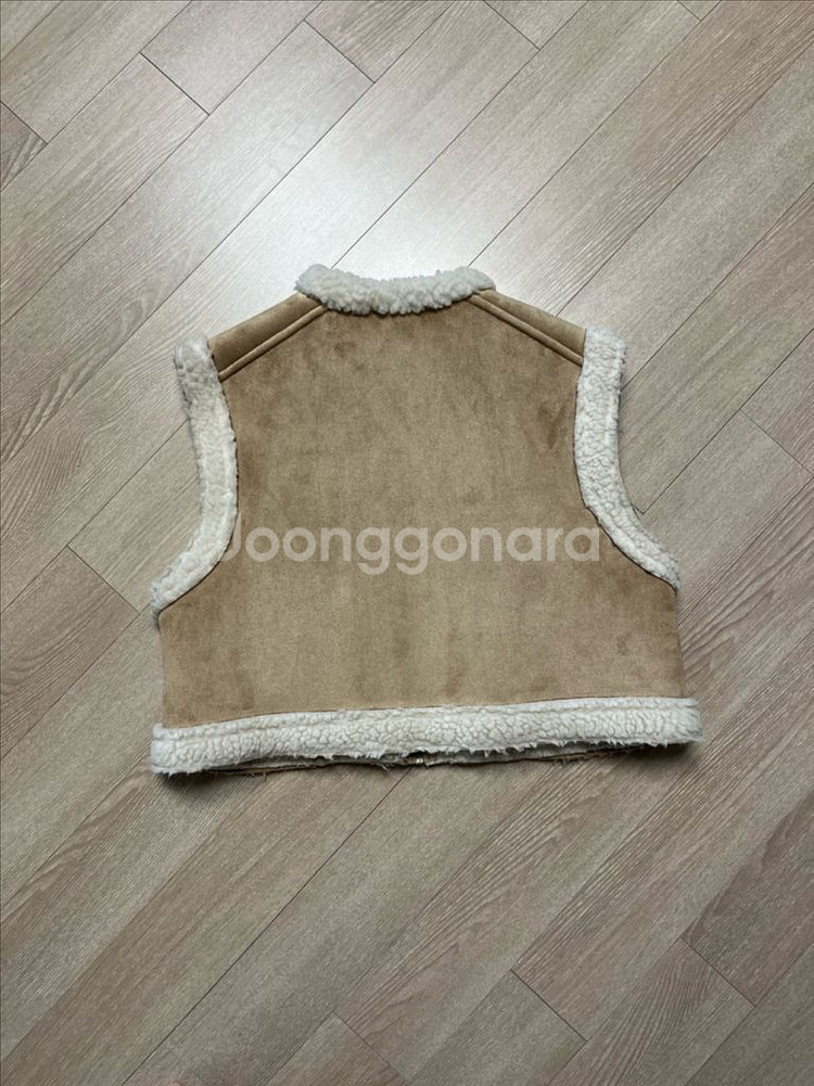 엘리몰리 무스탕조끼 13호--1