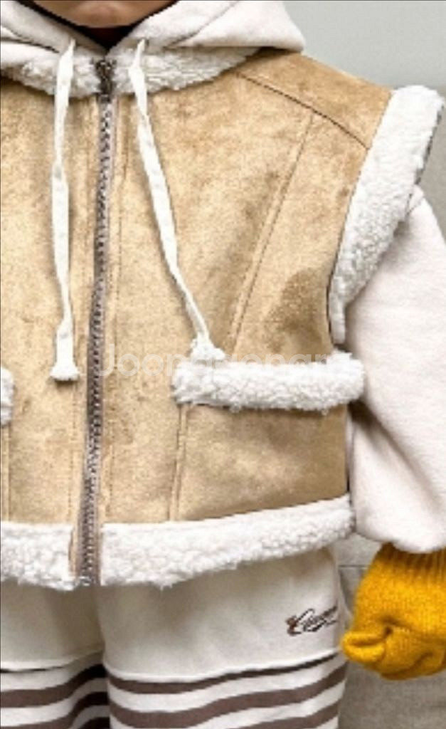 엘리몰리 무스탕조끼 13호--3