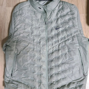 2024 나이키 그린 깔깔이 패딩 팝니다