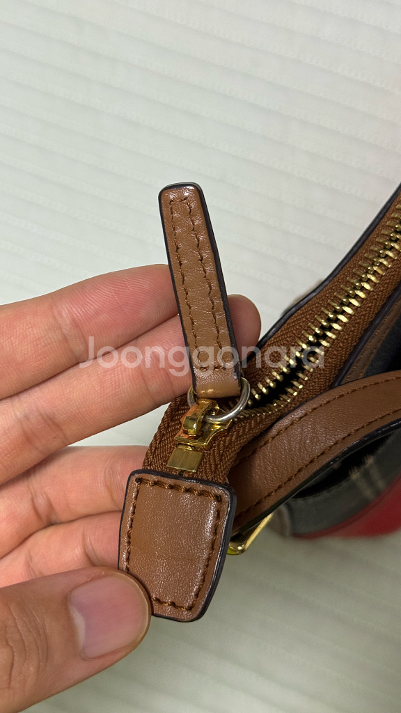 빈폴 가방 핑크 브릿 미니 파우치백 BE71D3W71X--6