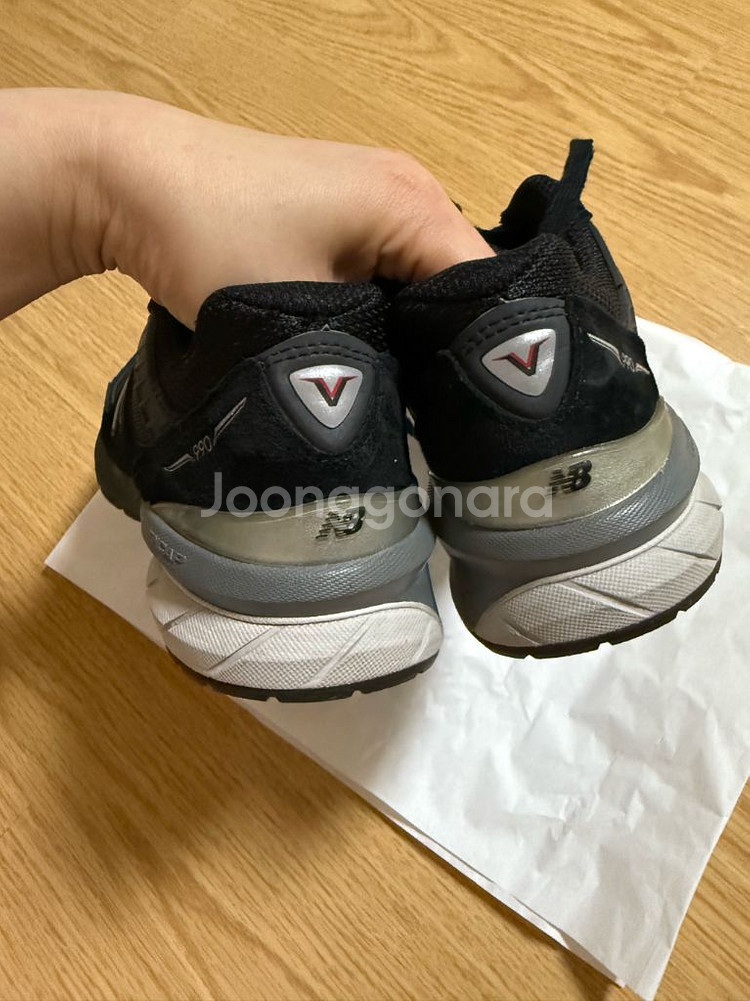 뉴발란스 990 v5--1