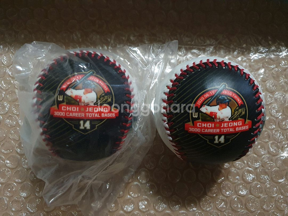 KBO 레전드 최정 3000루타 기념구 포토볼--1