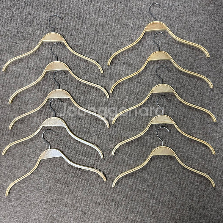 우드 나무 원목 논슬립 어깨뿔방지 상의 옷걸이 49개--1