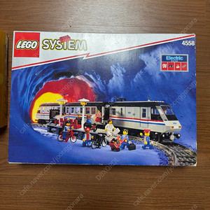 레고 올드 기차 메트로라이너 4558 판매합니다.