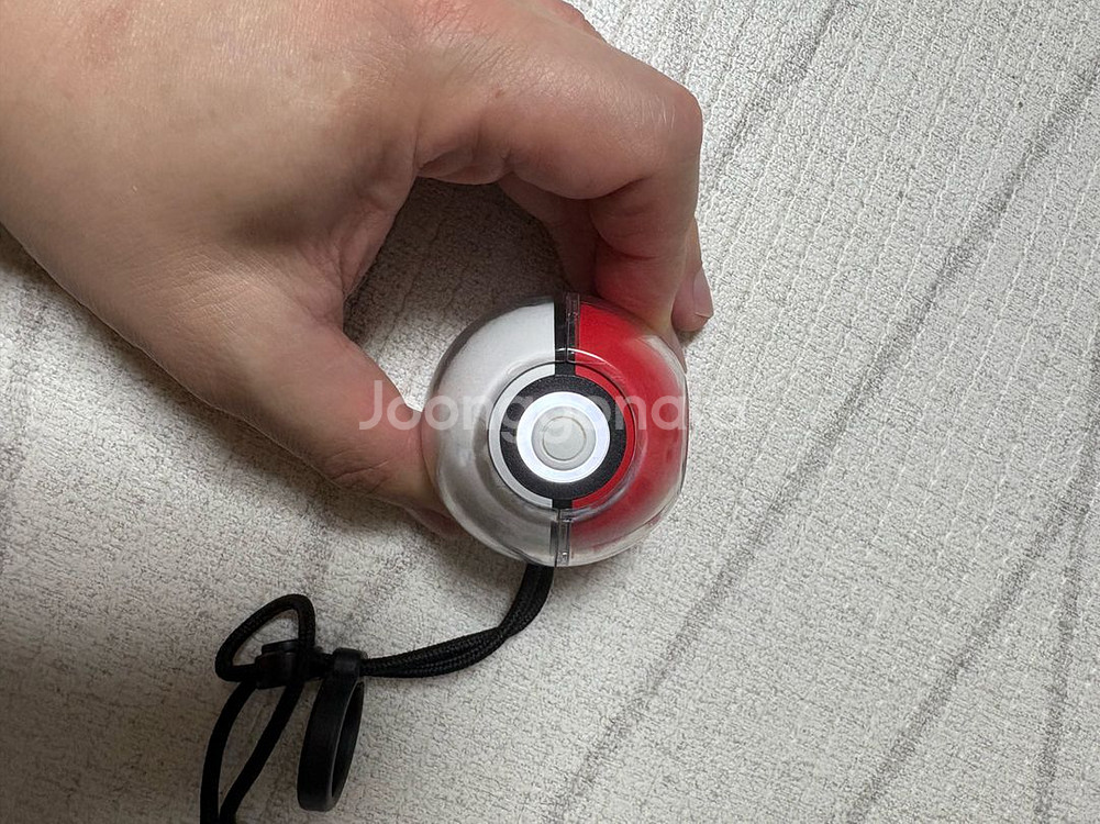 렛츠고 피카츄 , 몬스터볼 팝니다--1