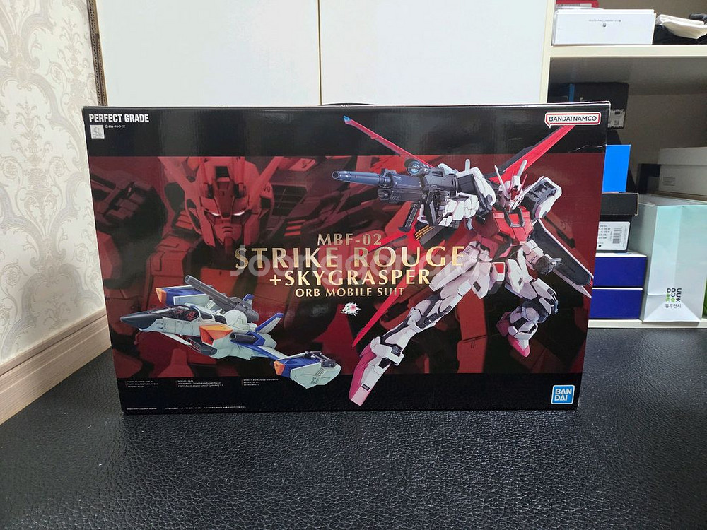 반다이 건담 PG 스트라이크루즈--0