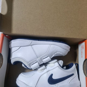 (미착용)나이키키즈운동화