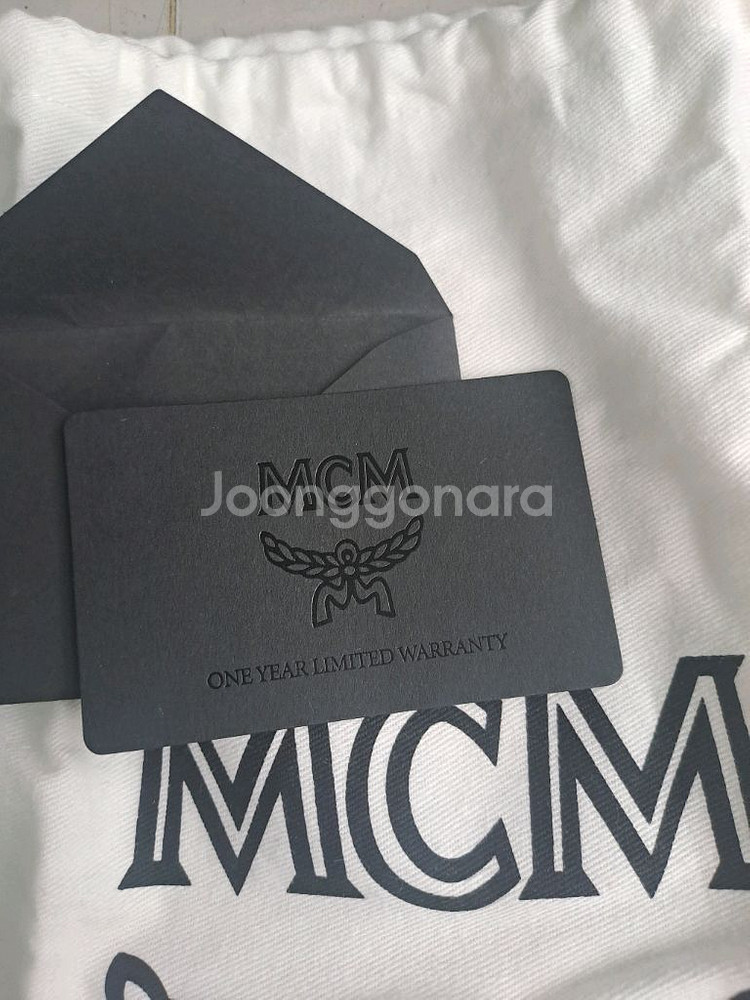 MCM 토트백 블랙 색상--2