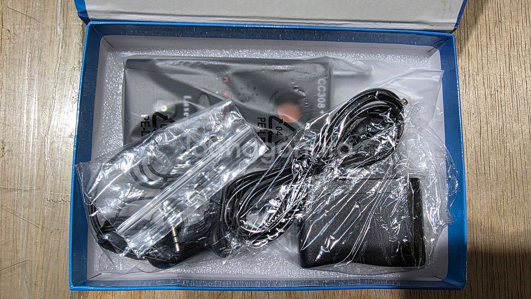 몰래카메라 탐지기(배송비포함 6000원)--2