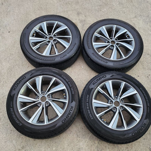 싼타페TM 18인치 순정휠 중고휠타이어 / DM