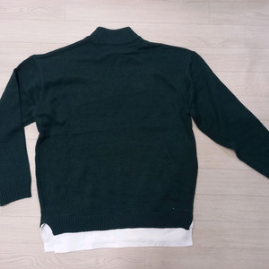 새상품 남성110 반목라운드 니트