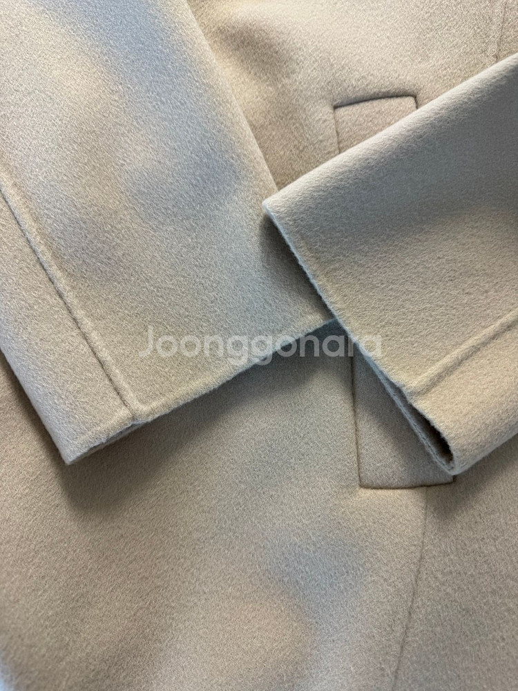 질스튜어트 뉴욕 22fw 캐시미어 로브 코트--8