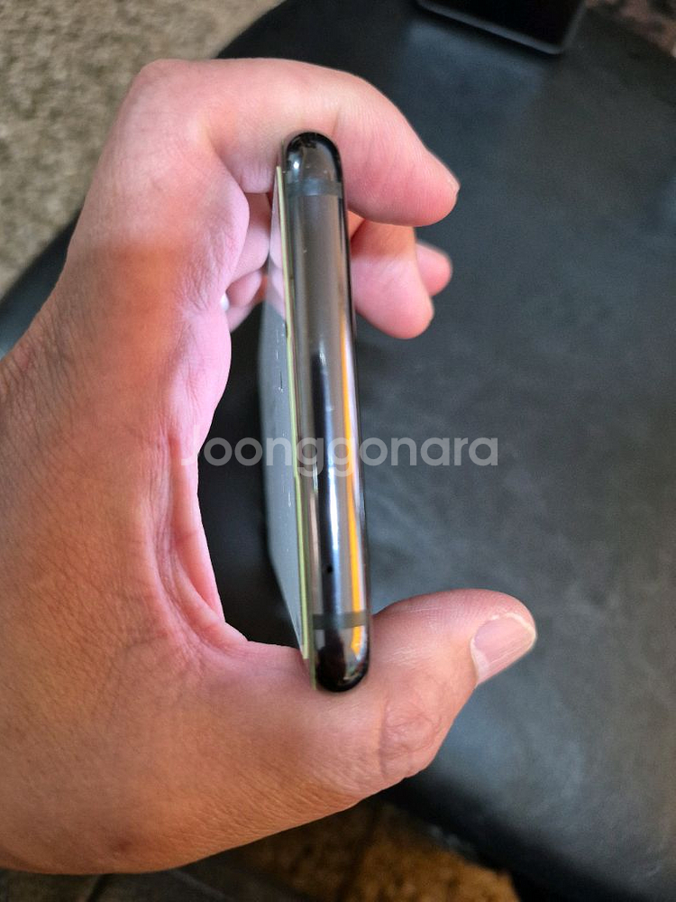 LG V50--4