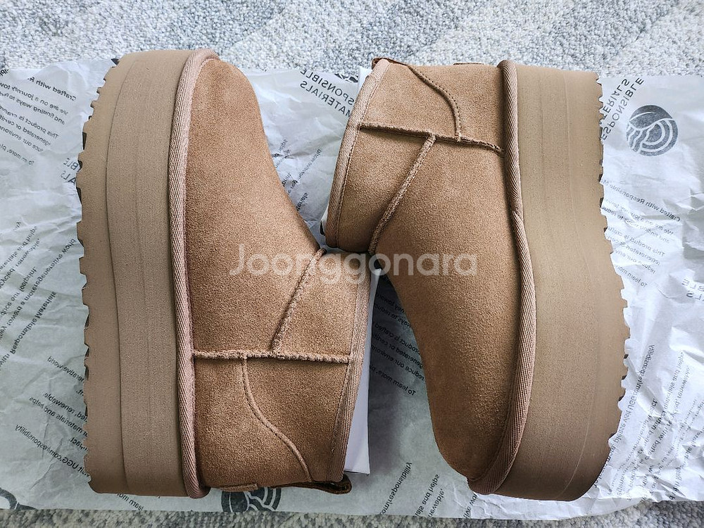 새상품 ugg 울트라미니 플랫폼 240--2