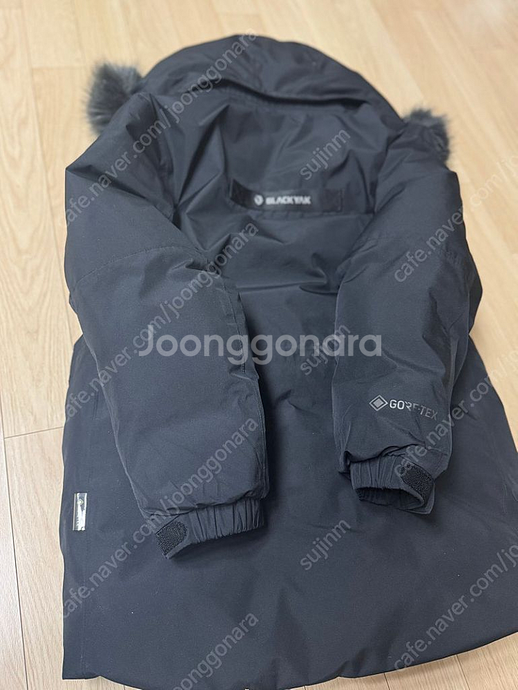 블랙야크키즈 히마 GTX구스패딩 175사이즈팔아요--5