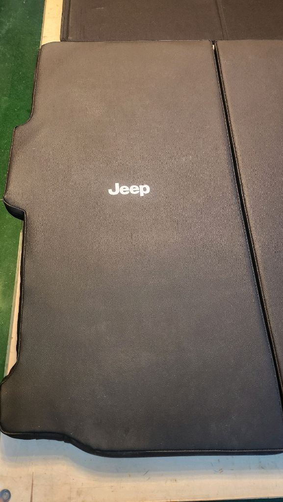 랭글러 JL 2도어전용 스위카차박매트 이미지