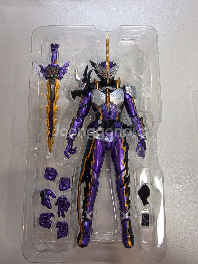 shf 가면라이더 칼리버 사악드래곤 판매합니다.--1