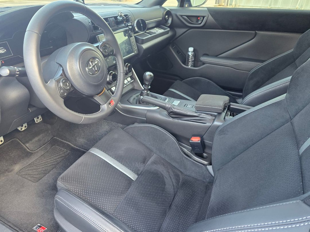 도요타 GR86 프리미엄(24년식) 무사고 차량 판매 이미지