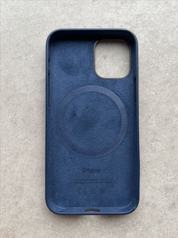 아이폰 12미니 정품 실리콘 케이스(맥세이프) 이미지