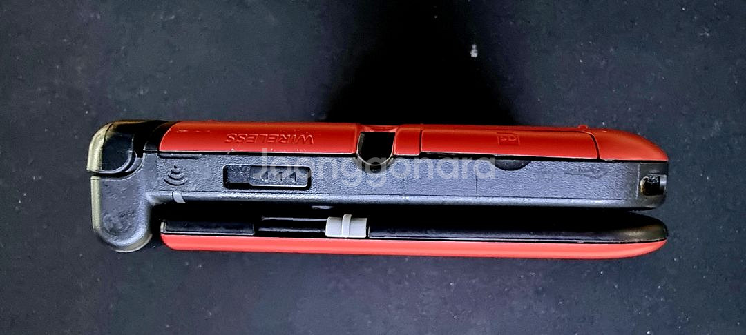 닌텐도 3DS XL 레드 판매합니다. 택비포함--4