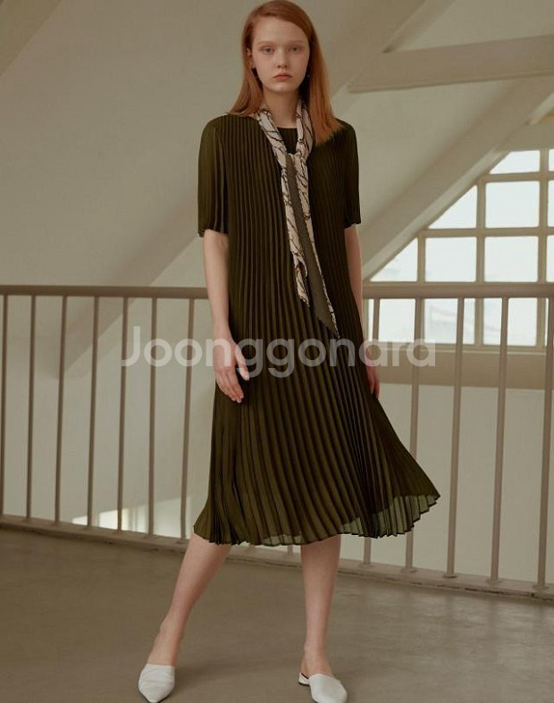 닥스 레이디스 스카프 세트 아코디언 플리츠 원피스 플플--0