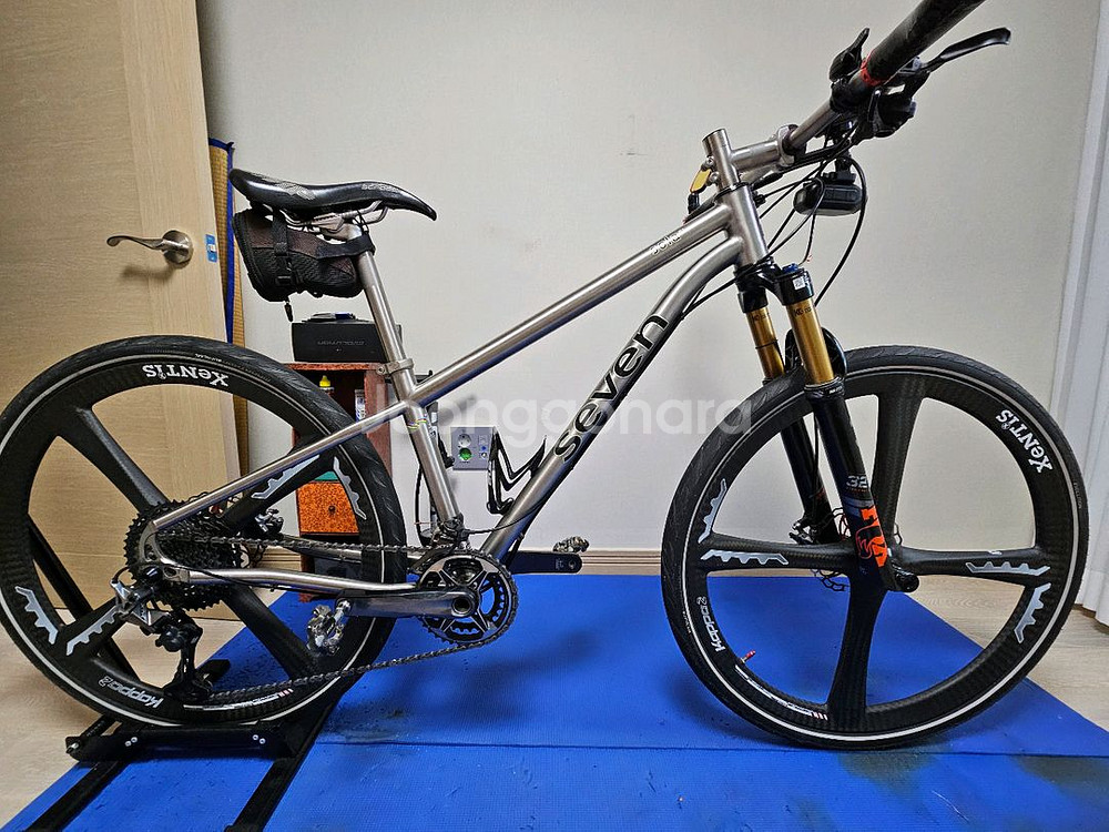 세븐MTB 자전거(남녀공용 최신식 반값세일)--1