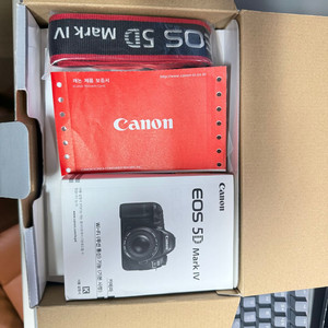 5D MARK 4 오막포 캐논코리아 박스풀 팝니다
